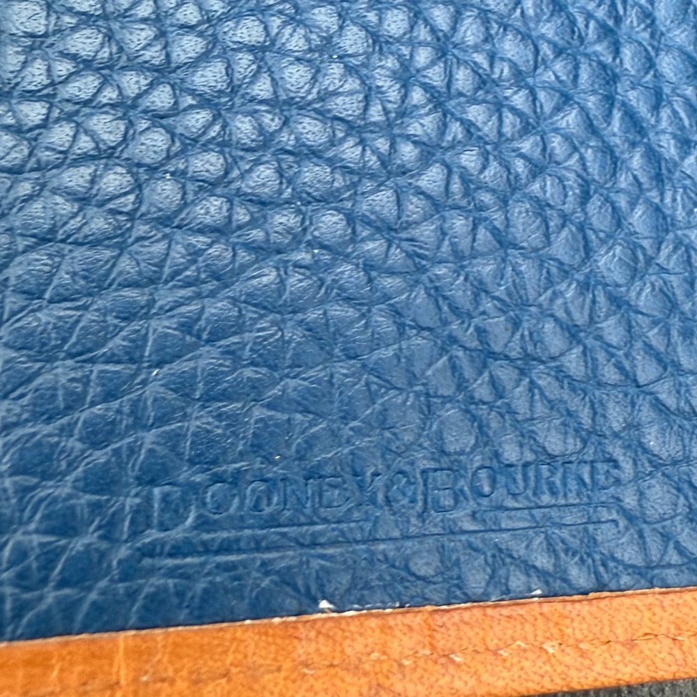 Vintage Dooney & Bourke Tri-Fold Leather Wallet - Picture 10 of 15